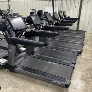 Life Fitness 95T Discover Elevation Treadmill