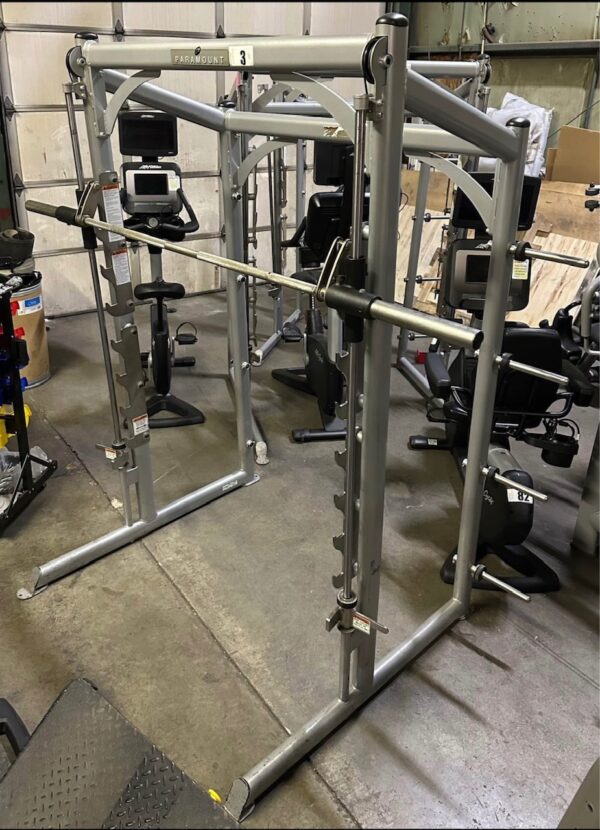 Paramount Smith Machine