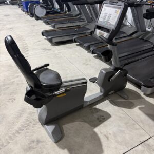 Matrix R5x Recumbent Bike