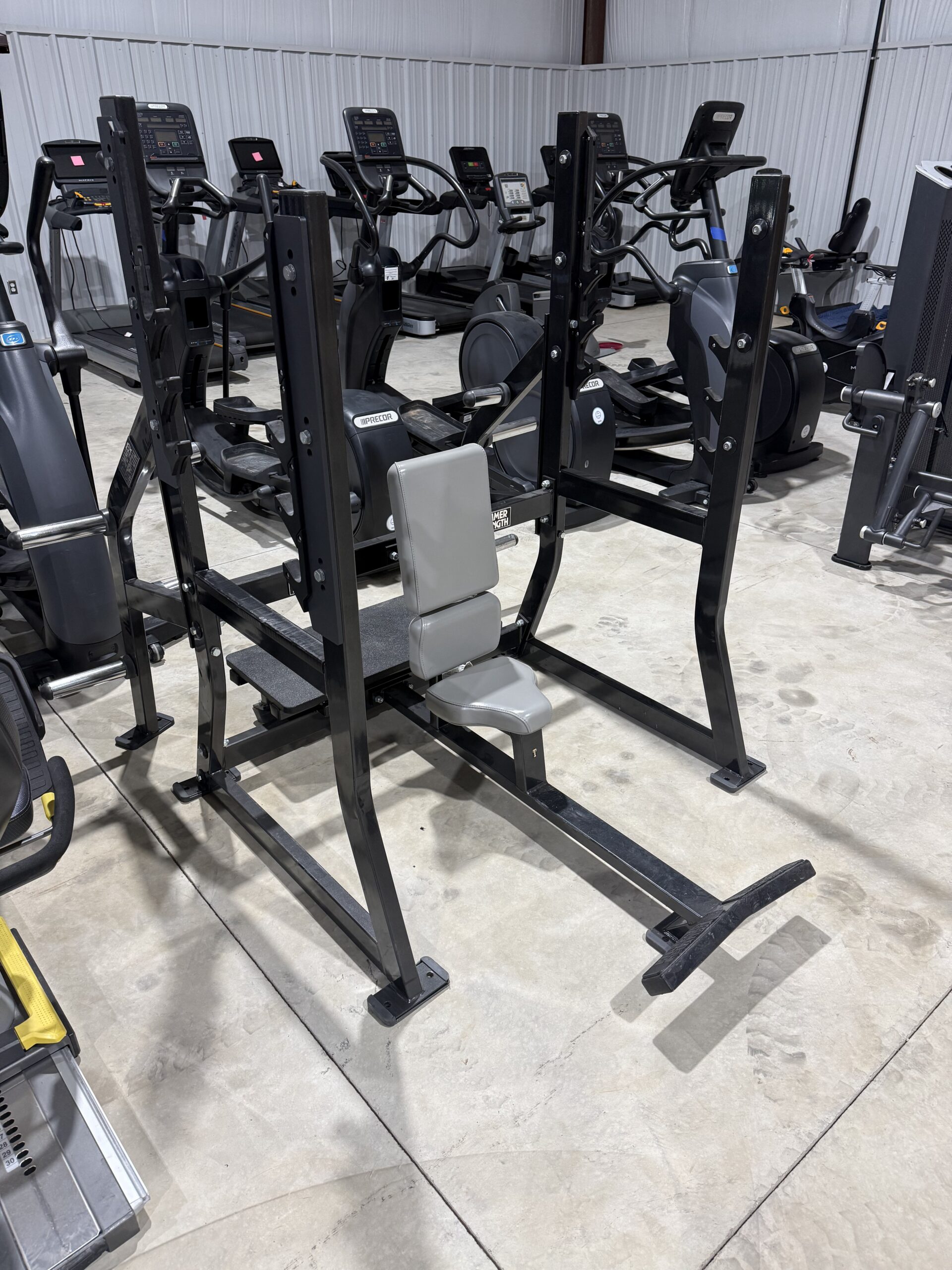 Hammer Strength Olympic Military Bench