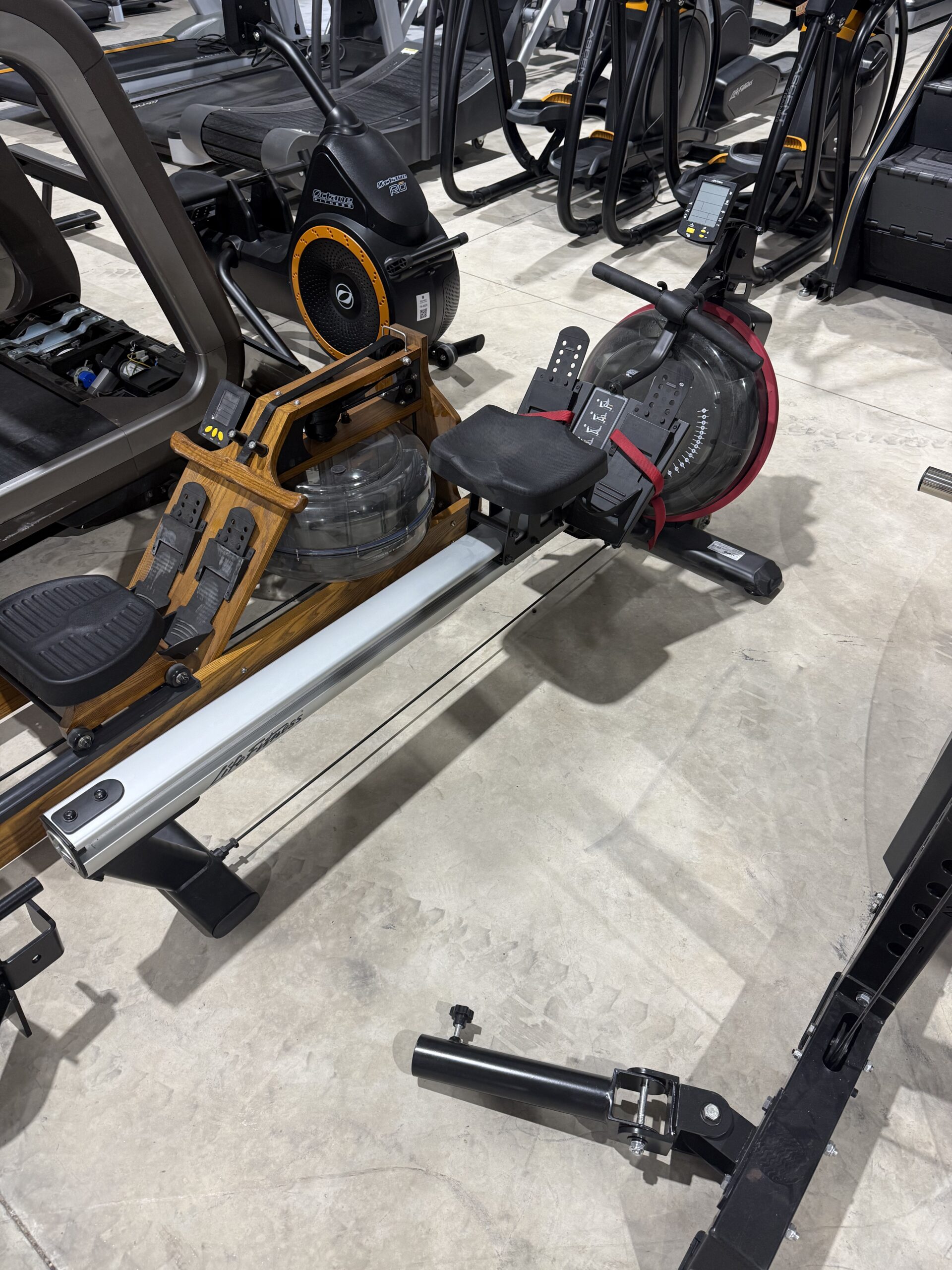 Life Fitness GX Water Rower