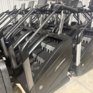 Life Fitness Powermill with SE3 Console