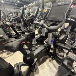 Life Fitness 95C Upright Bike with SE3 Console