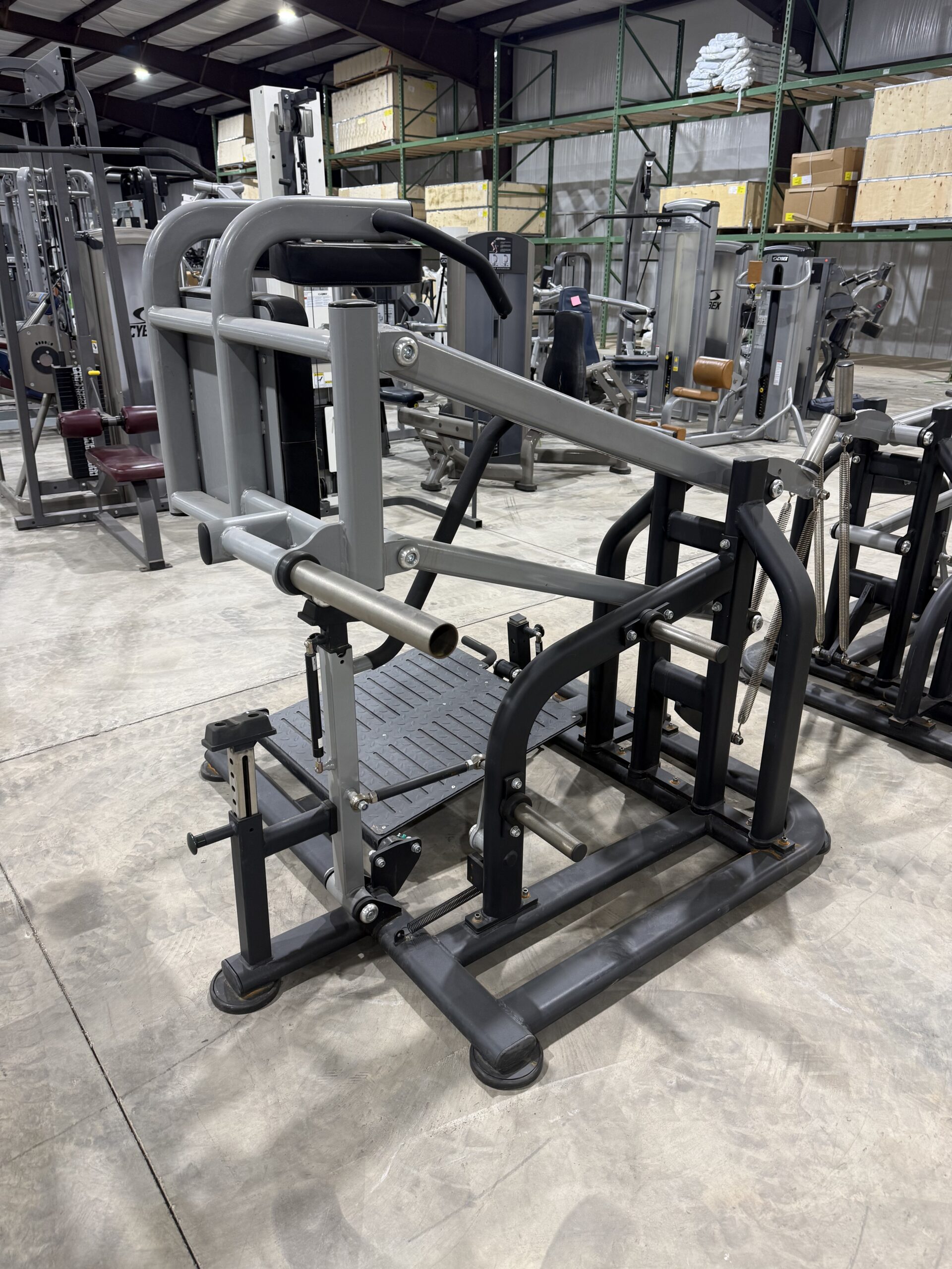 Plate Loaded Power Squat - Image 3